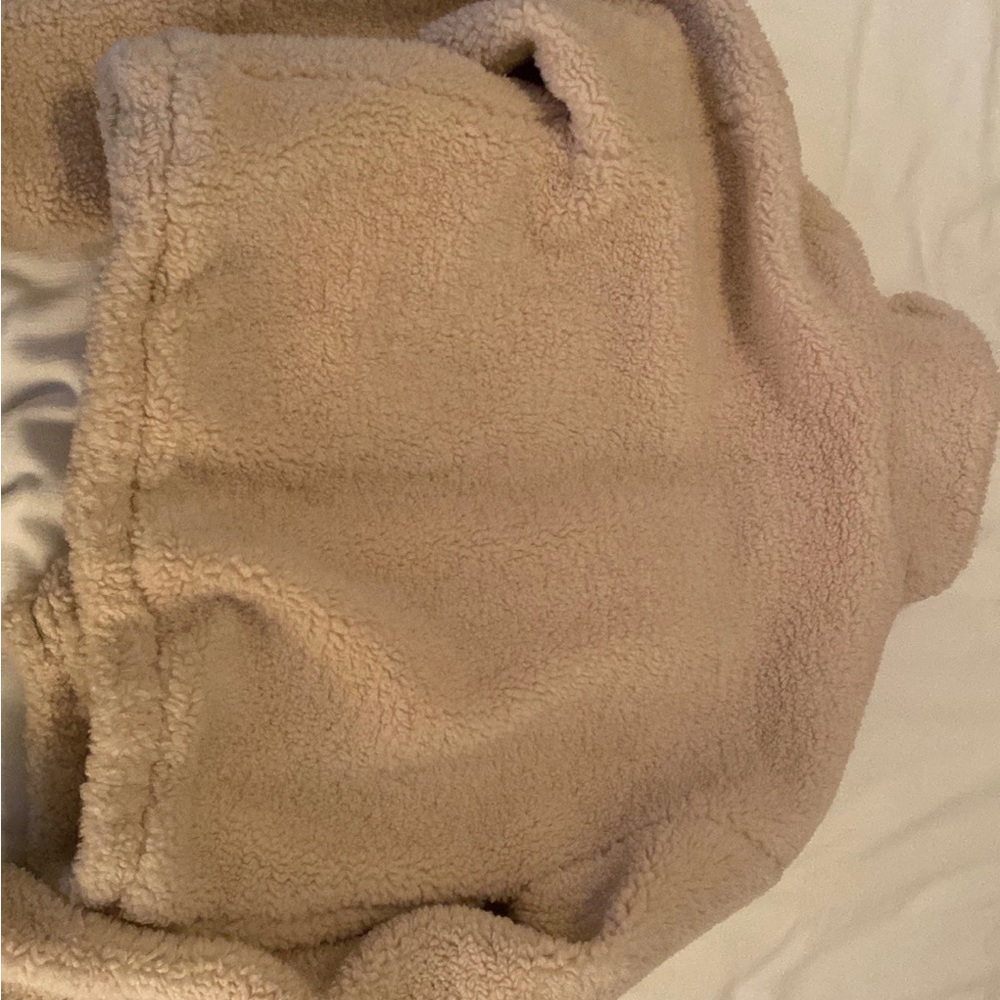 Teddy Jacket - Picture 3 of 3